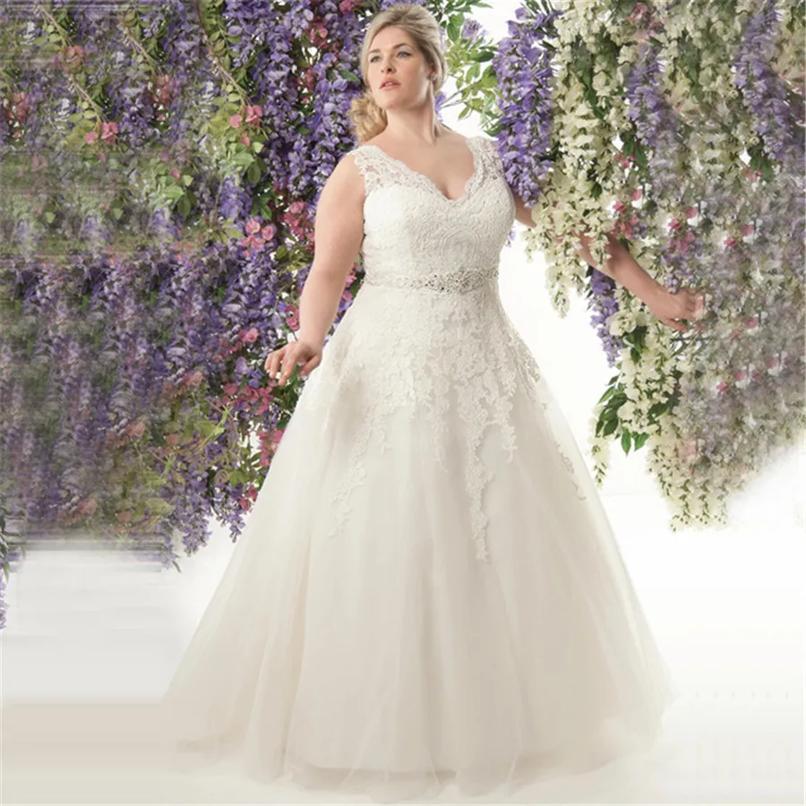 

Plus Size Lace Up Back Wedding Dresses 2019 Tulle Lace Appliques Elegant Beaded Belt Custom Made V-neck Bridal Dress Sashes