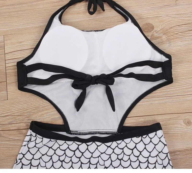 women swimsuit (2)