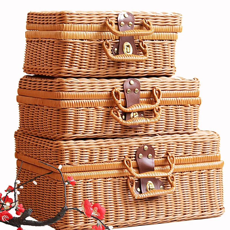 square woven bag