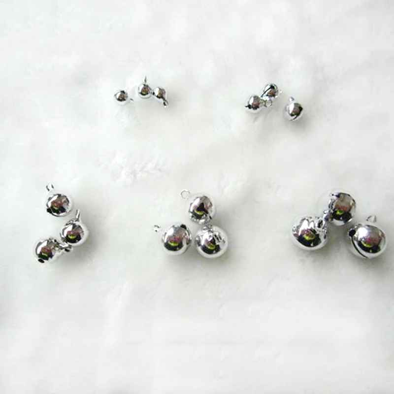 

Silver Jingle Bells Pendants Hanging Christmas Tree Ornaments Christmas Decorations Party DIY Crafts Accessories 20PCS