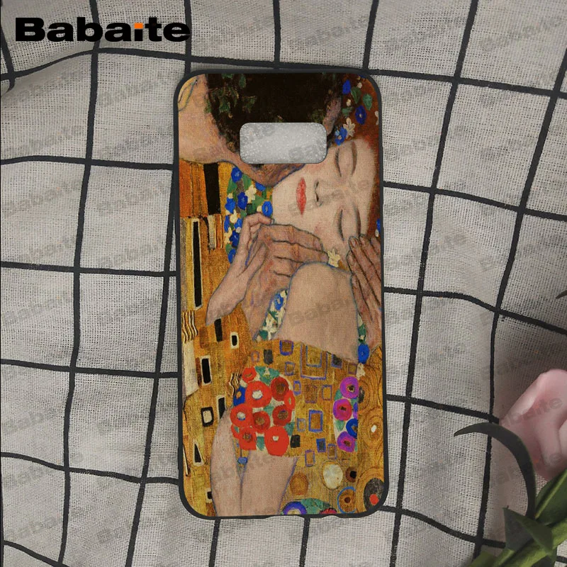 Kiss by Gustav Klimt Design