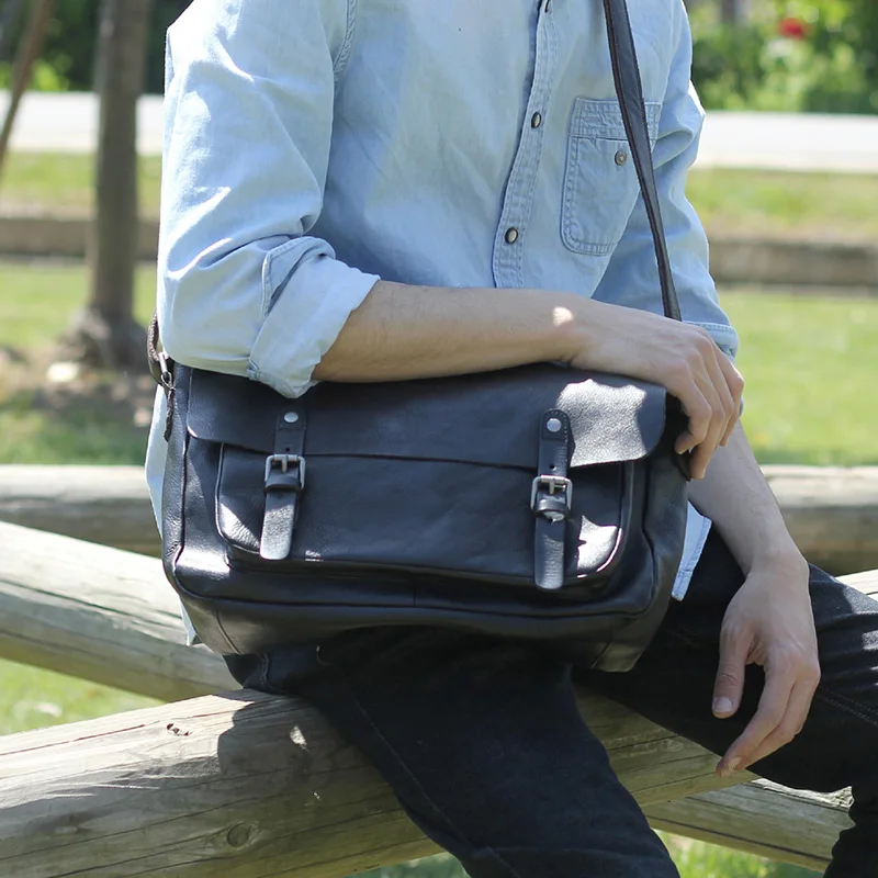 AETOO Retro casual Men's leather one-shoulder oblique postman bag, hand foreman layer cowhide computer Bag