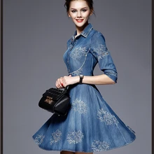 Женское джинсовое платье в европейском стиле; сезон весна-лето; джинсовые мини-платья с короткими рукавами и вышитыми цветами; Vestido Femininos
