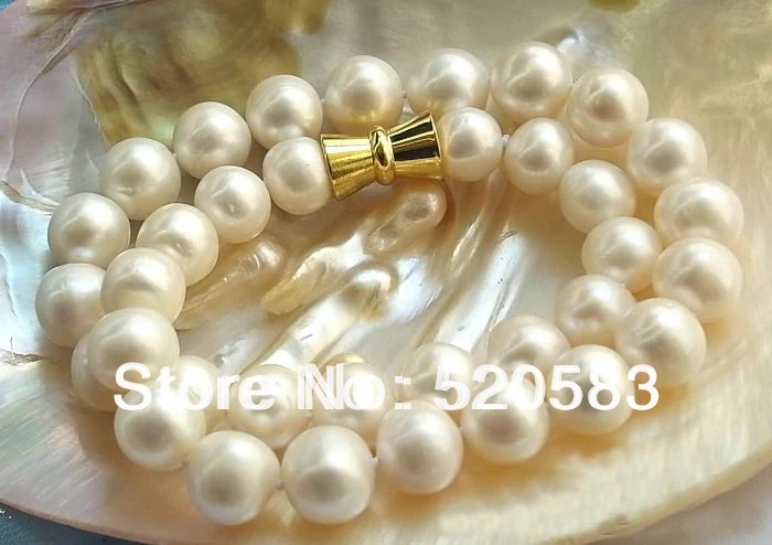 

AAA HUGE 17" 14mm WHITE ROUND FRESHWATER PEARL NECKLACE