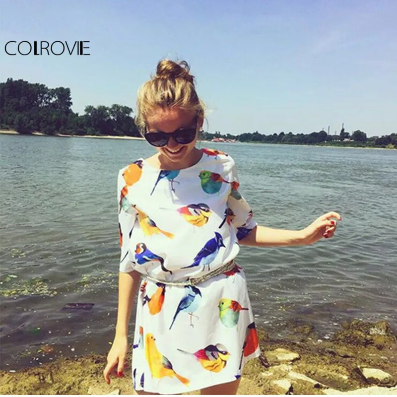 Colrovie neue marke heißer verkauf sommer neuesten design frauen kleidung weiß halbe hülse birds drucken lose glamorous dress