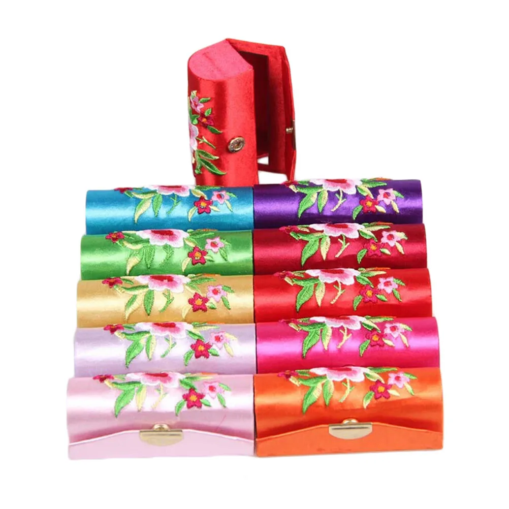 

Retro Chinese Style Lipstick Case Brocade Embroidered Holder Box With Mirror Bridesmaid Gifts Flower Design Lip Stick Cases