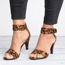 Для женщин летние леопардовые сандалии босоножки на высоком тонком каблуке летние Ремешок на щиколотке женские туфли-лодочки; обувь в римском стиле; сандалии под платье, для вечеринки, большие Размеры