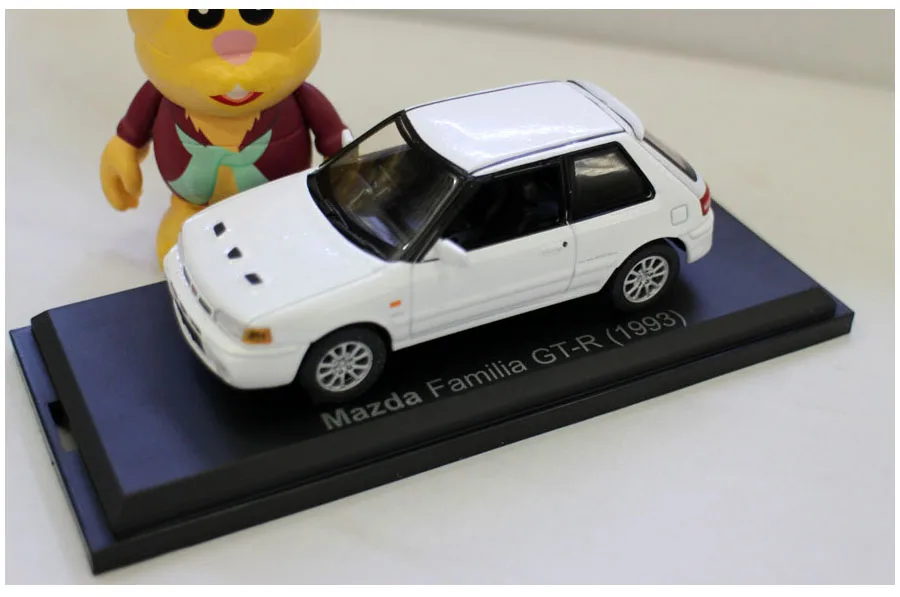 Оригинальная фабрика в масштабе 1:43 искусственная кожа игрушечный автомобиль из