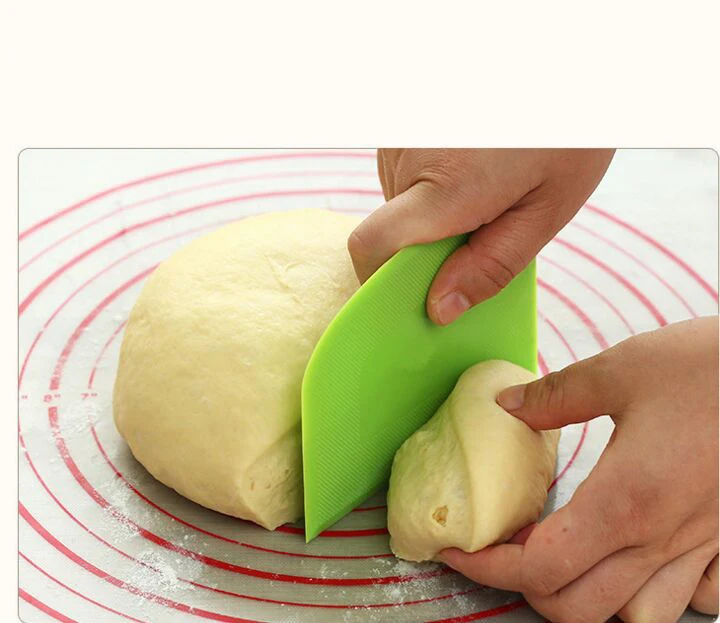 

Baking Tools PP Plastic Scraper Soft Scraper Cake Cream Scraper Batter Scraper (Green) 100 pcs