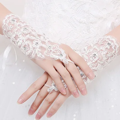 

Women Fingerless Bridal Gloves Elegant Short Paragraph Rhinestone White Lace Glove Wedding Accessories