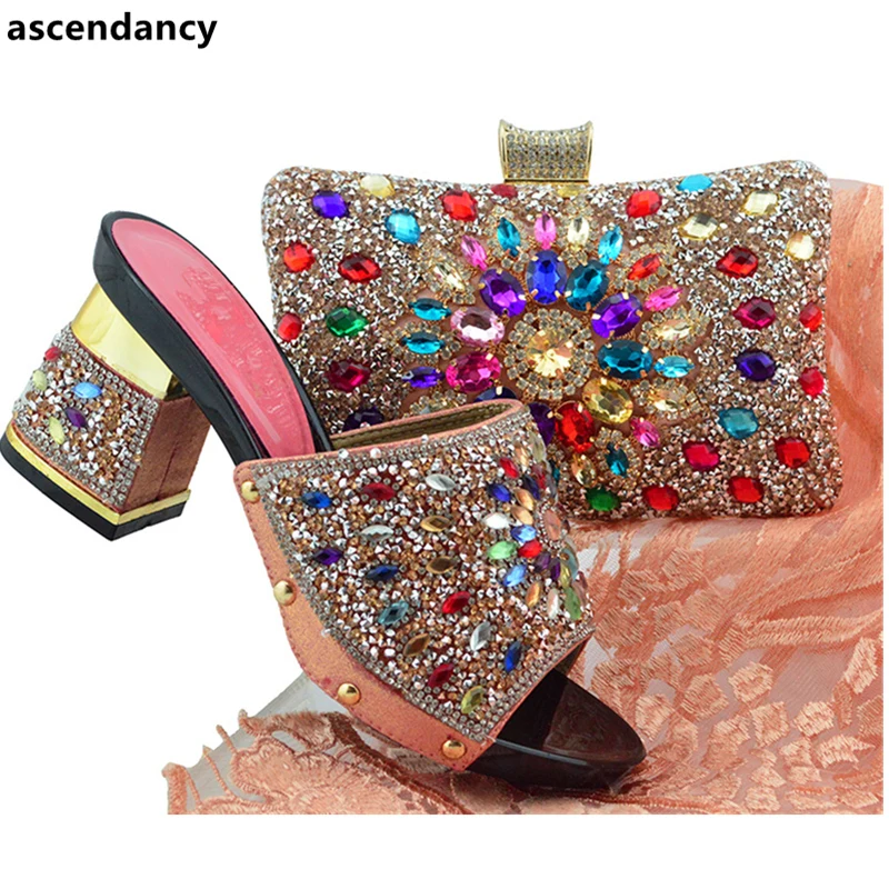 

Latest Italian Shoes with Matching Bags 2018 Nigerian Women Wedding Shoes and Bag Set Decorated with Rhinestone Designer Shoes