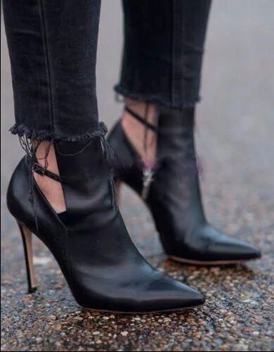 

Contracted style ankle boots for woman in Spring/Autumn pointed toe high thin heel cut-out black high quality leather Fashion