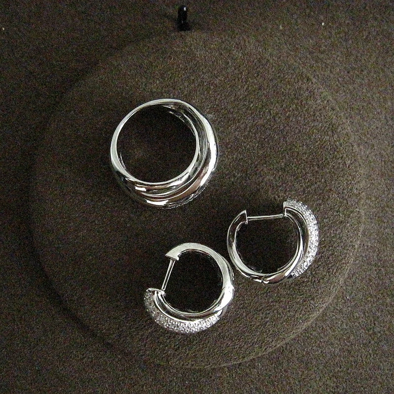 

Luxury AAA cubic zirconia pave setting multi-layered clear stone hoop earrings and ring for women accessaries,s2539