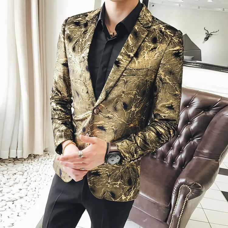 Серебряный и жаккардовый жакет, куртка для мужчин, модный бренд, спортивные пиджаки для выпускного, мужской пиджак, одежда для сцены, Мужской приталенный Блейзер с принтом Q164 - Color: Gold
