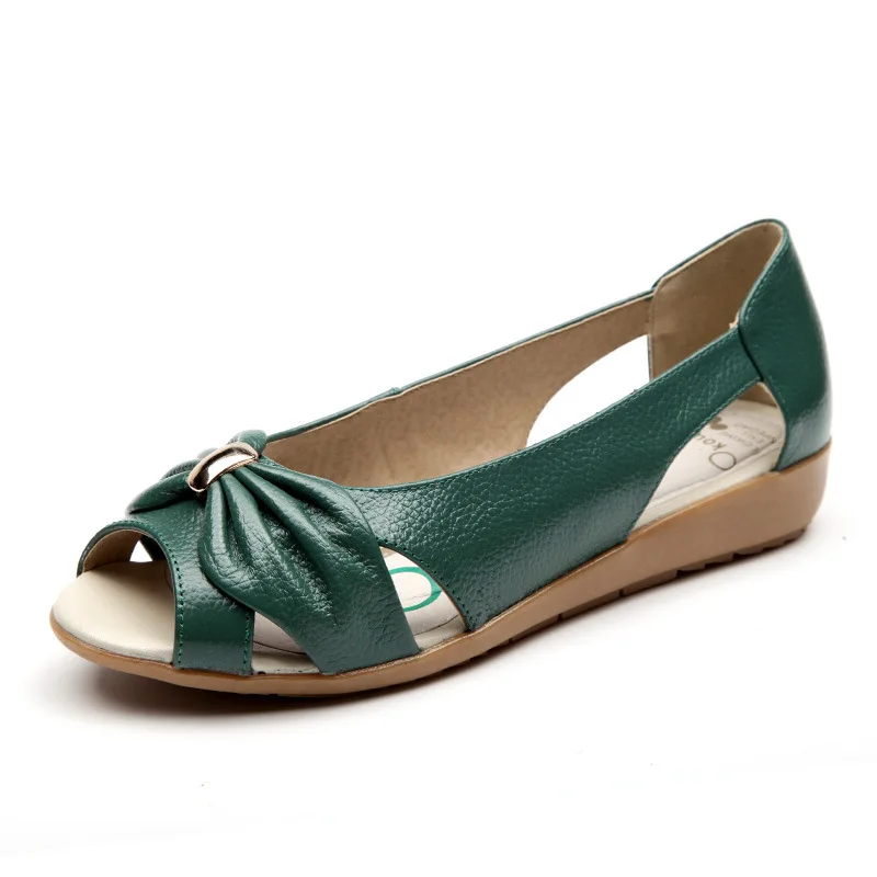 Летняя женская обувь из натуральной кожи; женские сандалии из коровьей кожи на плоской подошве с бантом-бабочкой и металлическим бантом размера плюс; 667W - Цвет: green