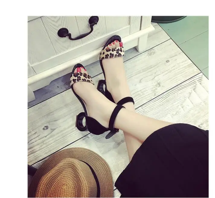 HTB11Pr8qr1YBuNjSszhq6AUsFXaN