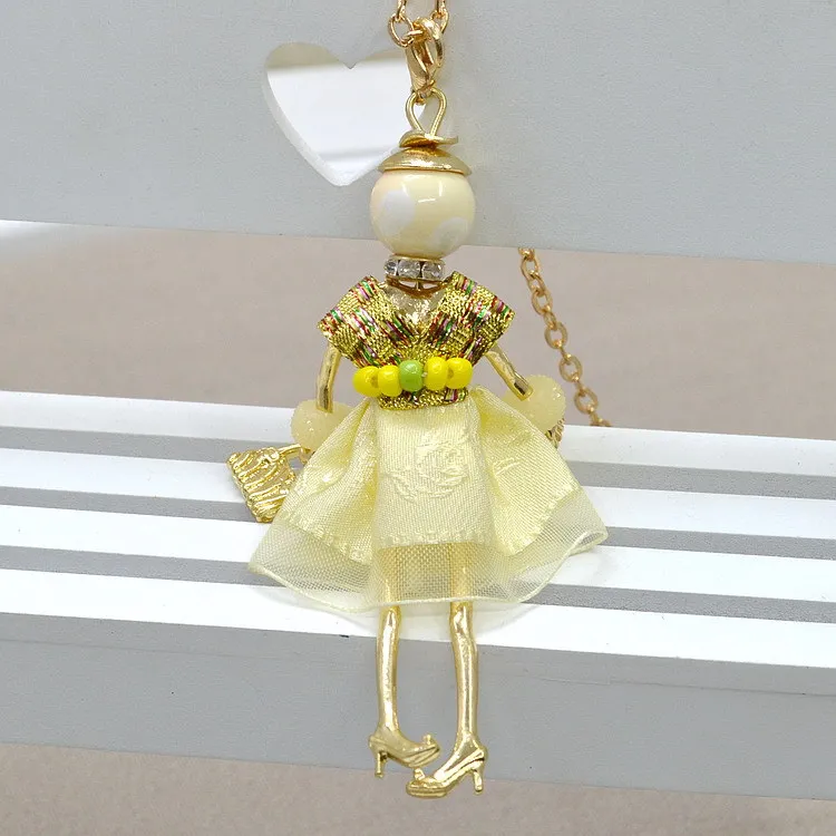 Newest Fashion doll necklace wholesale Cute girl necklace pendant