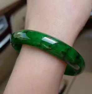 

Natural Full green color jade bracelet natural