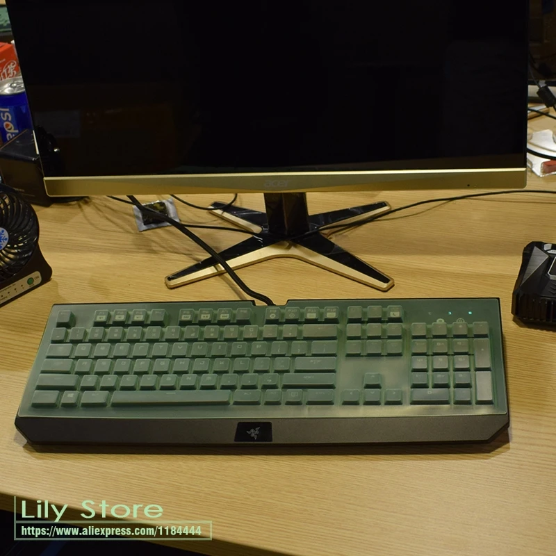 Водонепроницаемый и пыленепроницаемый прозрачный защитный чехол для клавиатуры для razer BlackWidow Ultimate Stealth механический - Цвет: green