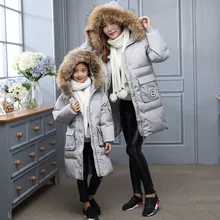 Famille équipée! Hiver Fille de vestes/manteaux Enfants Manteaux en duvet avec vraie fourrure Filles/Maman épais canard vers le bas Chaud Outerwears vestes