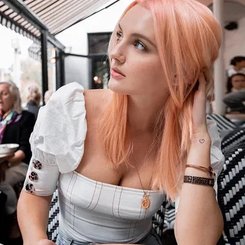 

Women Tops Summer 2019 Sexy & Club Casual Short T-shirt Korean Fashion Short Clothing Yellow Tops