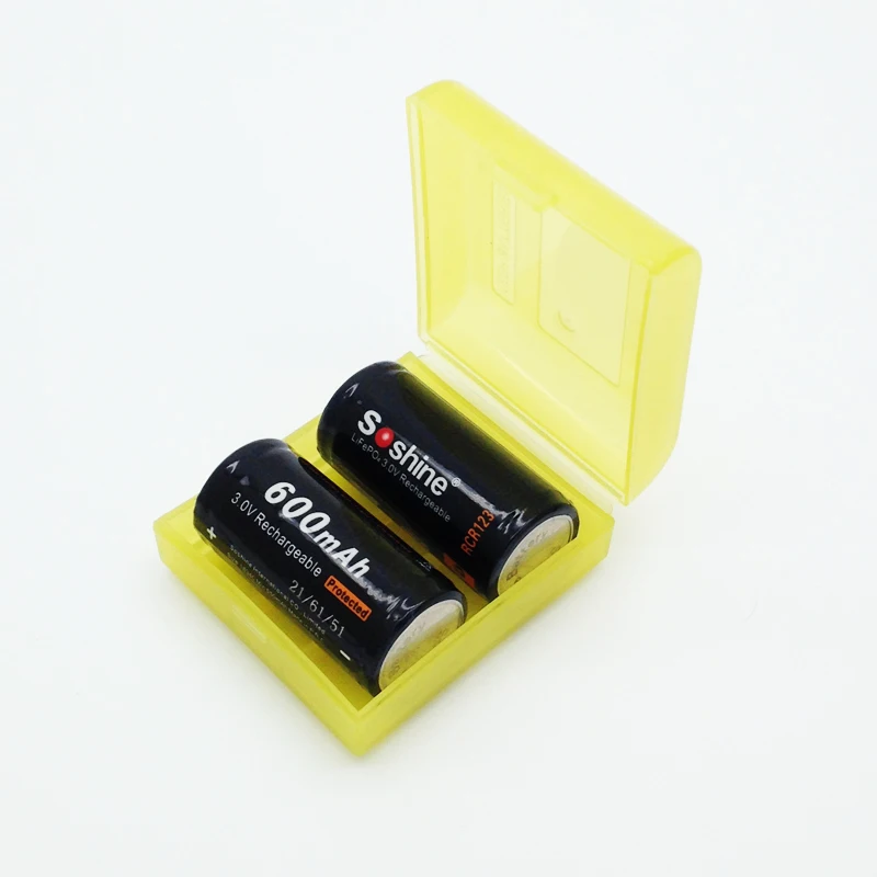 2pcs Soshine 16340 RCR123 LiFePO4 battery 3V 600mAh Rechargeable protected batteries with Soshine CR2 CR123 LiFe 3.0v charger