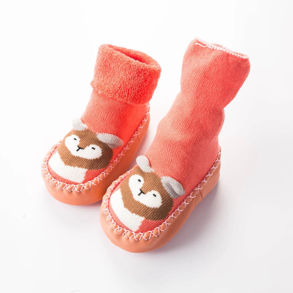 Милые теплые носки-тапочки с героями мультфильмов для новорожденных мальчиков и девочек Нескользящие носки для малышей Зимние нескользящие носки для маленьких мальчиков и девочек