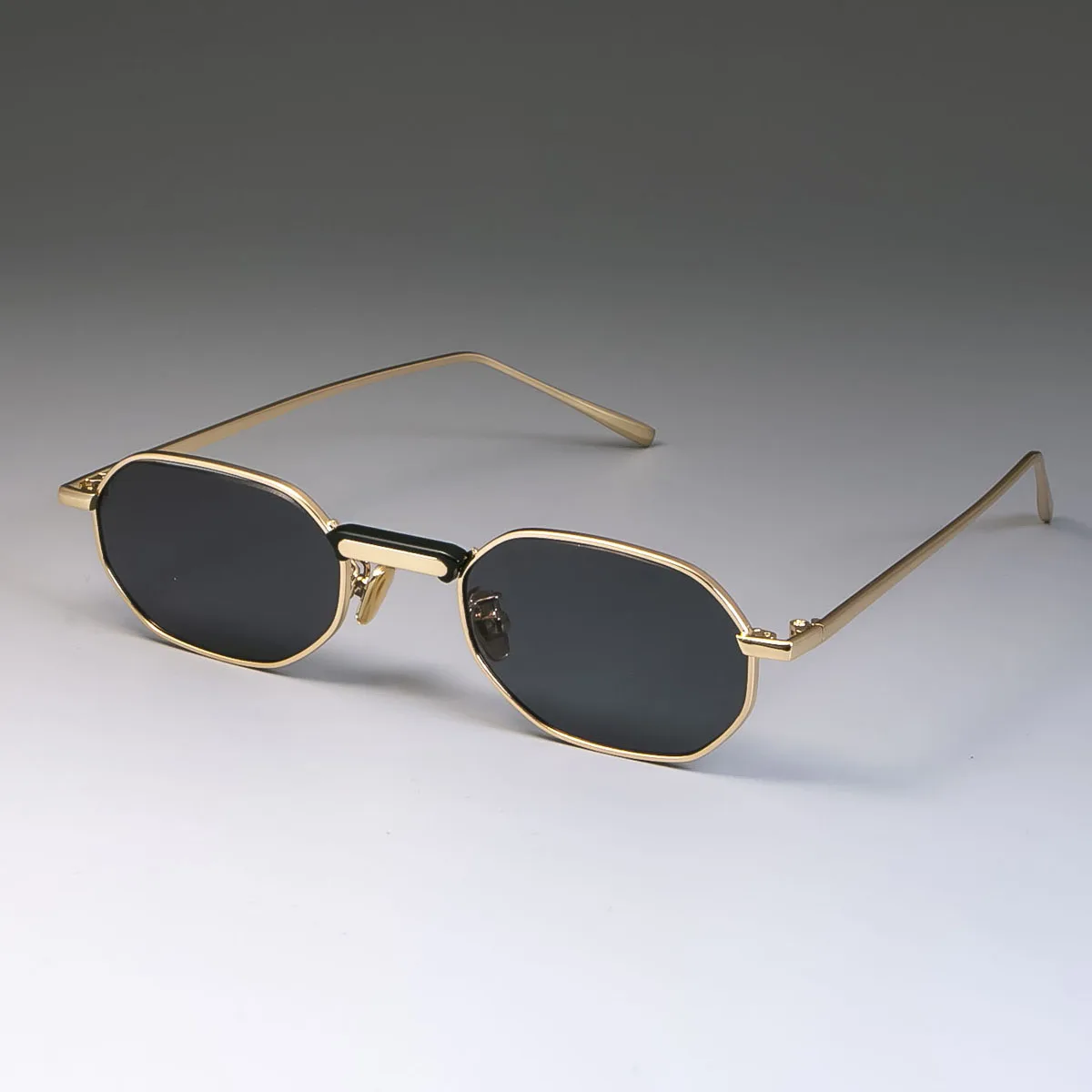 Паровые панк Солнцезащитные очки металлические маленькие для мужчин и женщин Модные Оттенки UV400 Винтажные Очки 49011 - Цвет линз: gold black