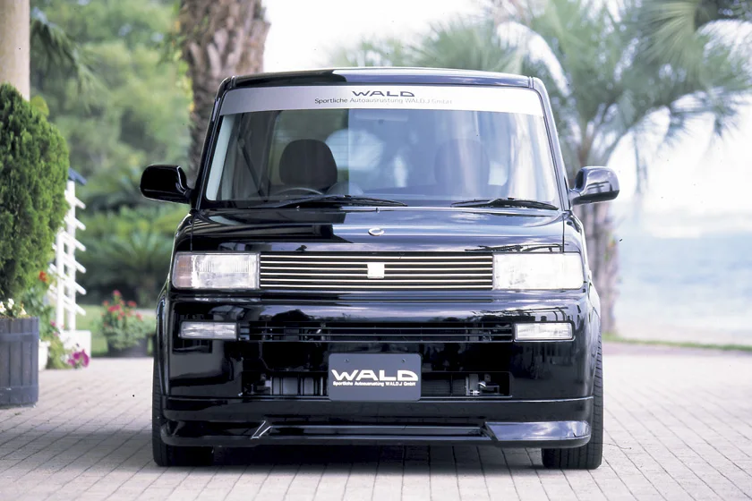 Toyota Scion 2000