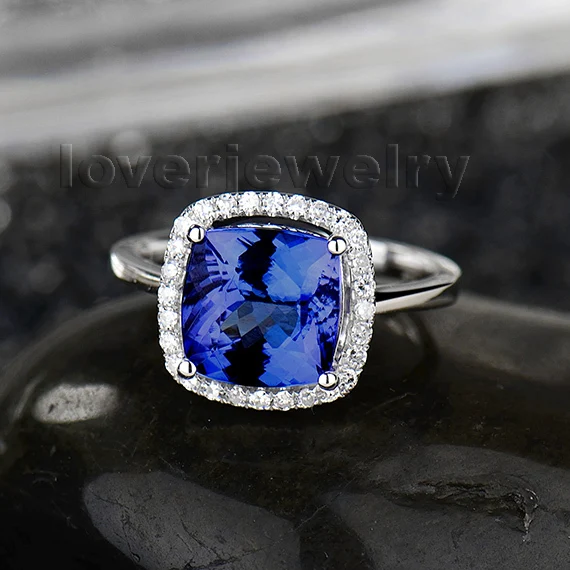 AAA Tanzanite Ring Cushion 8x8mm 18Kt White Gold Diamond