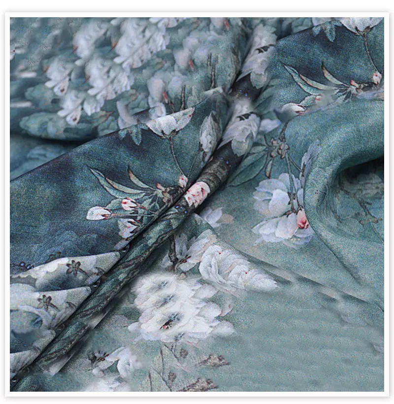 Синий белый элегантный цветочный позиционирования печати шелк крепдешин ткань для платье из натурального шелка tela tejido 12 мм SP5056