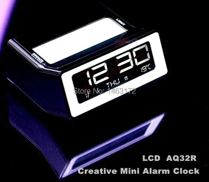 

CRD Supply AQ32R electronic clock creative mute small alarm clock, LCD, with backlight.