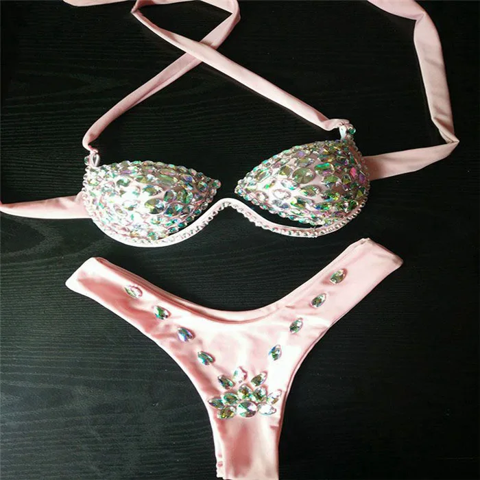 Shiny Crystal Rhinestones Bathing Suits Bandage Hollow Out Padded Sexy Tight Bikini Set Summer Beach Pool Women Swimming Suits - Цвет: Розовый