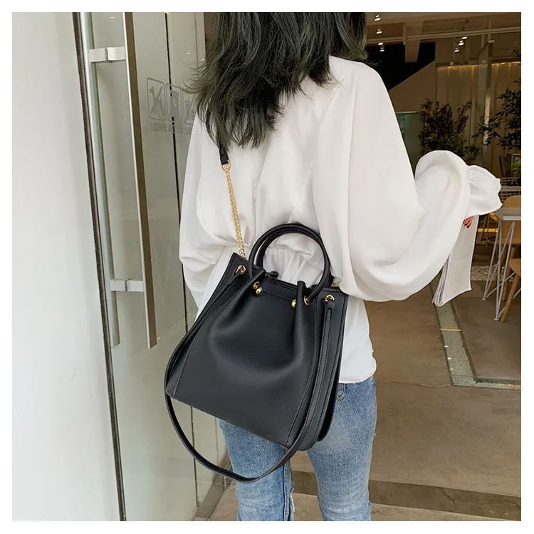 NIGEDU النساء حقيبة يد فاخرة مصمم 2019 سلسلة حقائب كتف الأزياء الإناث حمل حقيبة بو الجلود crossbody أكياس بولسا الأسود