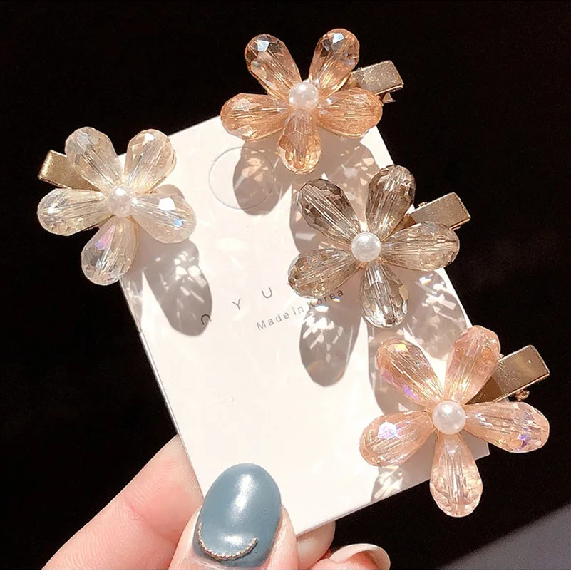 

Fashion Women Flower Hair Clips Korean Sweet Hairpins Handmade Crystal Barrettes Hairgrip Alloy Hair Accessories for Women Girls