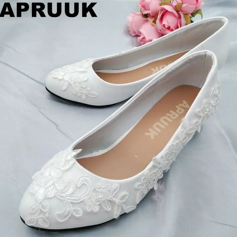 low heel wedding dress shoes