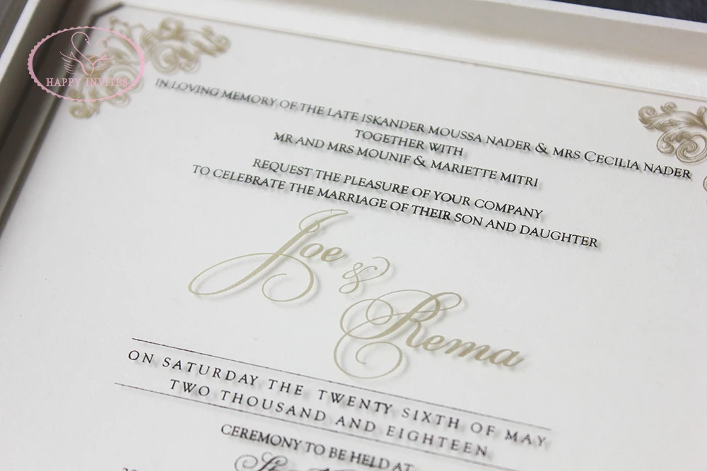 HI1180-09 High Grade Ivory Hardcover Box Invites with Clear Acrylic Invitation with Gold & Black Printing Made in China