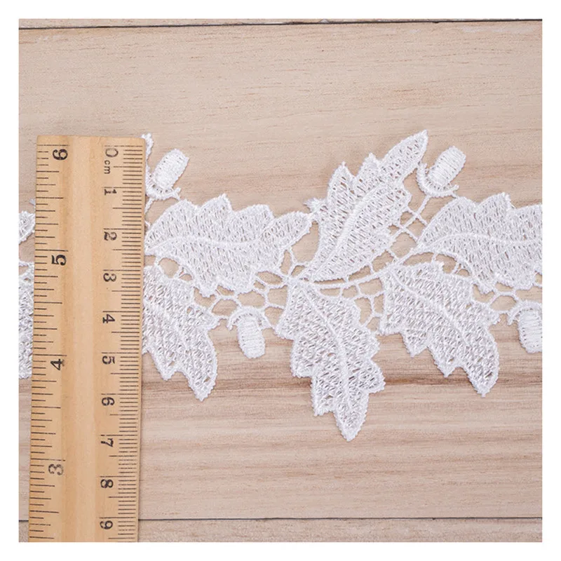 guipure lace trim