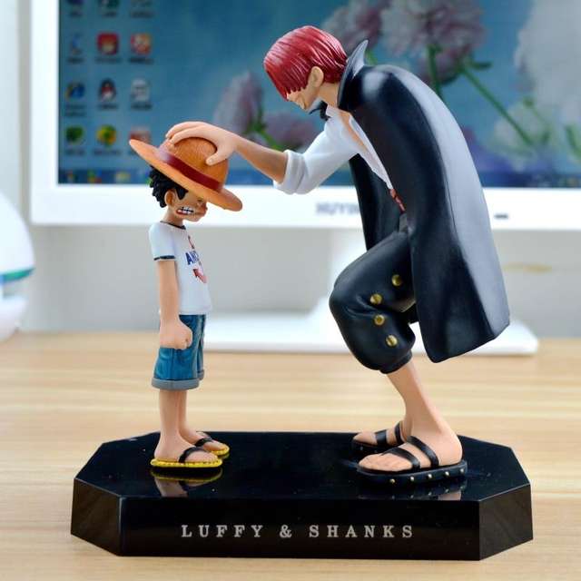 Luffy Shanks Figures (2 Colors)