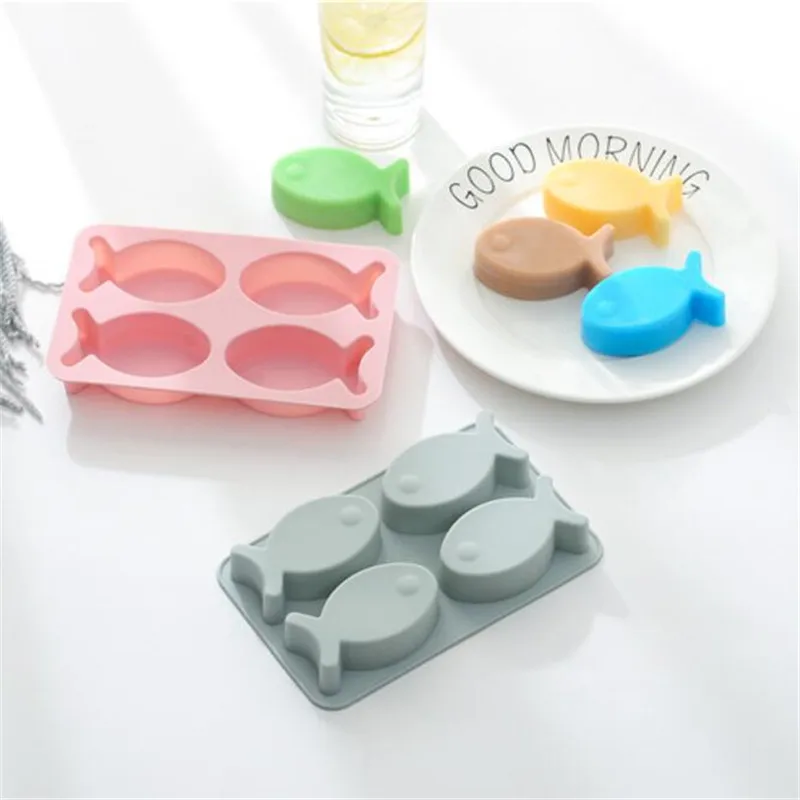 

Fish Shaped Chocolate Mold DIY Fondant Cake Decorating Tools Handmade Silicone Soap Mold Silicone Cake Mold 18.4x11.5x2.5cm