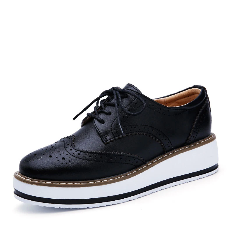 001 matt black EOFK/Осенняя женская обувь на платформе; женские броги в стиле дерби; обувь из лакированной кожи на плоской подошве со шнуровкой; женские туфли-оксфорды на плоской подошве - Цвет: 001 matt black