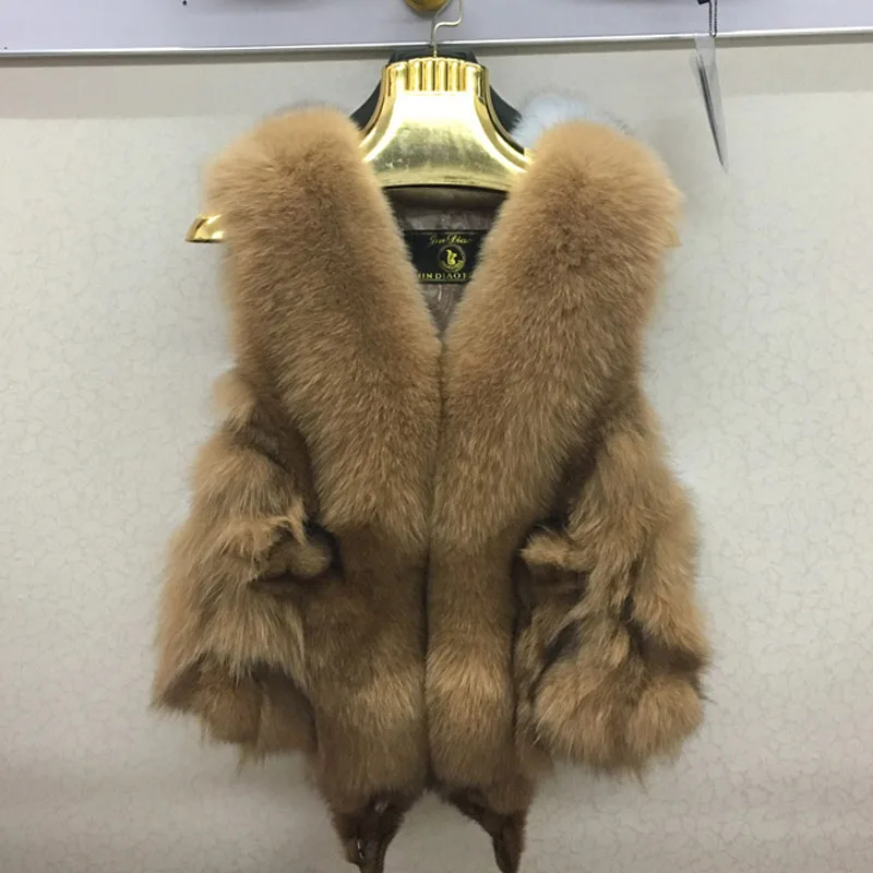 Женский короткий жилет с карманами зимний из 100% натурального Лисьего меха A019