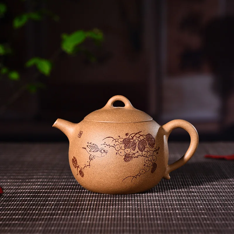 260ml Genuine Yixing Zisha Tea Pot Famous Handmade Raw Ore Section Mud
