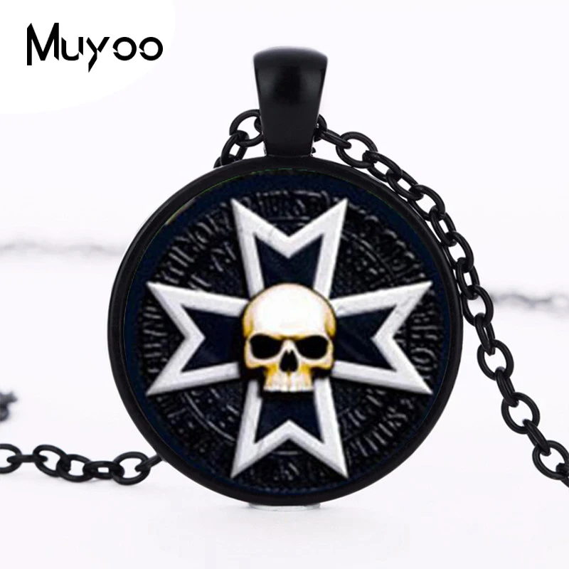 

Black Templars Warhammer Necklace Templars Warhammer Jewelry Glass Dome Pendant Necklace HZ1