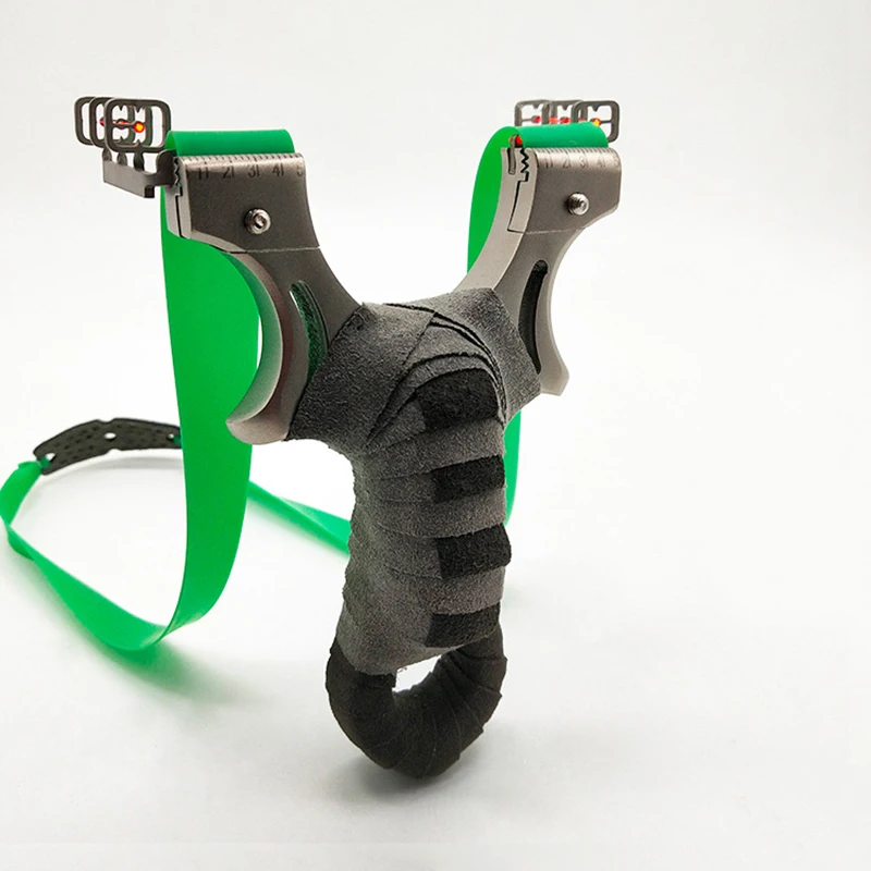 

High Precision Slingshot Stainless Steel Catapult High Quality Wire Cutting Shooting Sling Shot Outdoor Sport Slingshot Toy