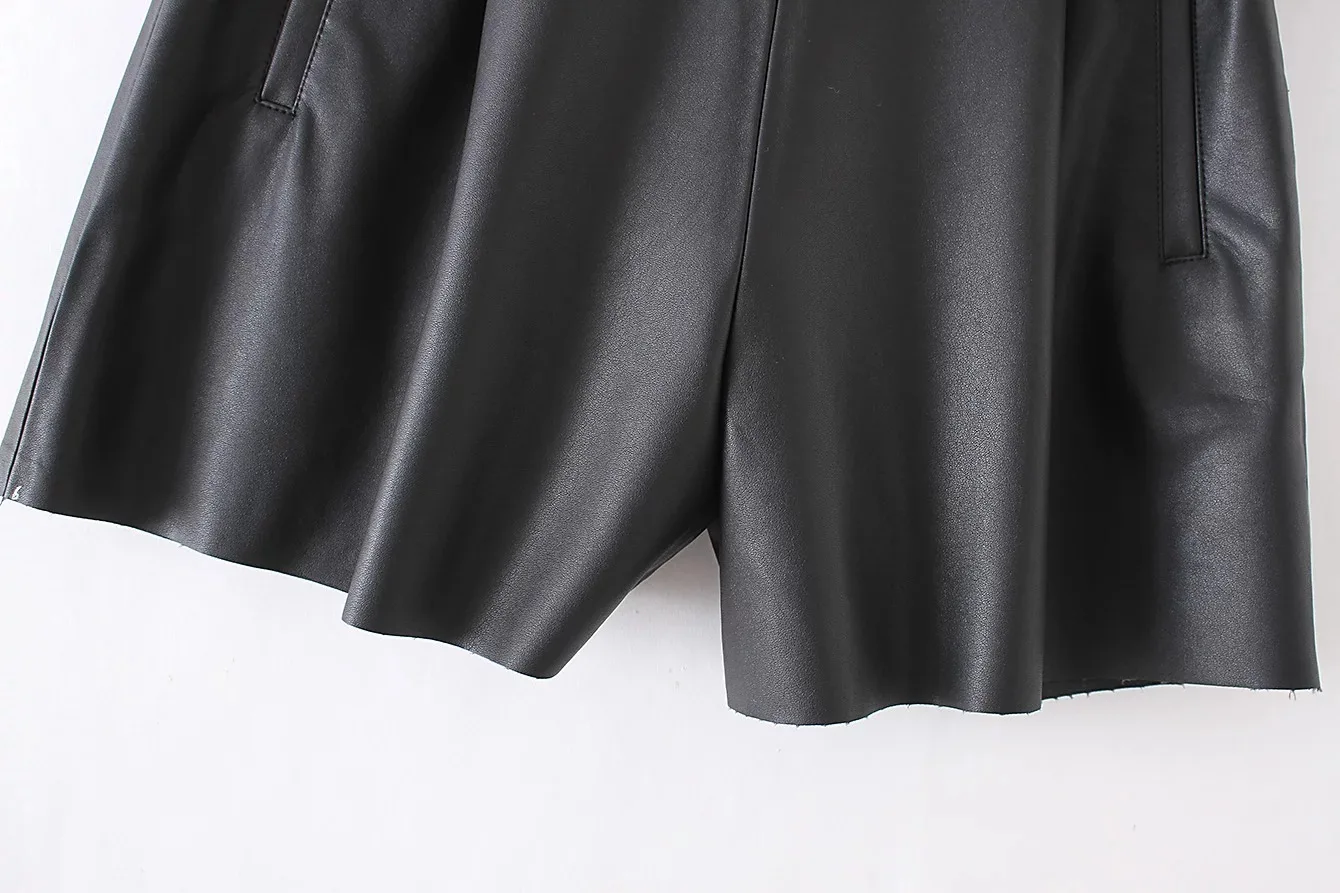 Осенняя Женская мода черный декоративный ремень повседневные шорты из искусственной кожи сексуальные мотоциклетные кожаные брюки