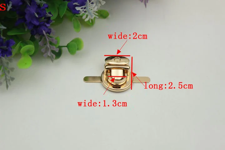 2156653572_1650373796
