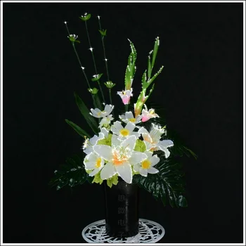 

1 set artificial flower set novelty red blue green changeable emit spun silk Petals+ vase home decoration Led bonsai
