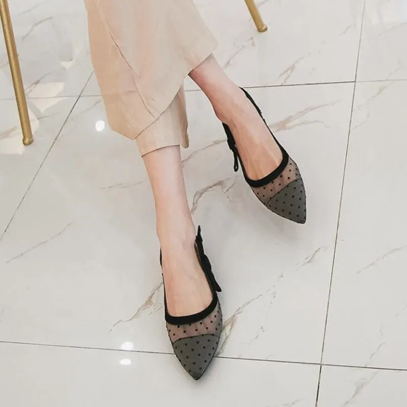 

Hot Women Shoes Retro Back Strap Sheepskin Sweet Girl Bare heel Elegant High Quality Polka Dot Hollowed-out Shallow Square Heel