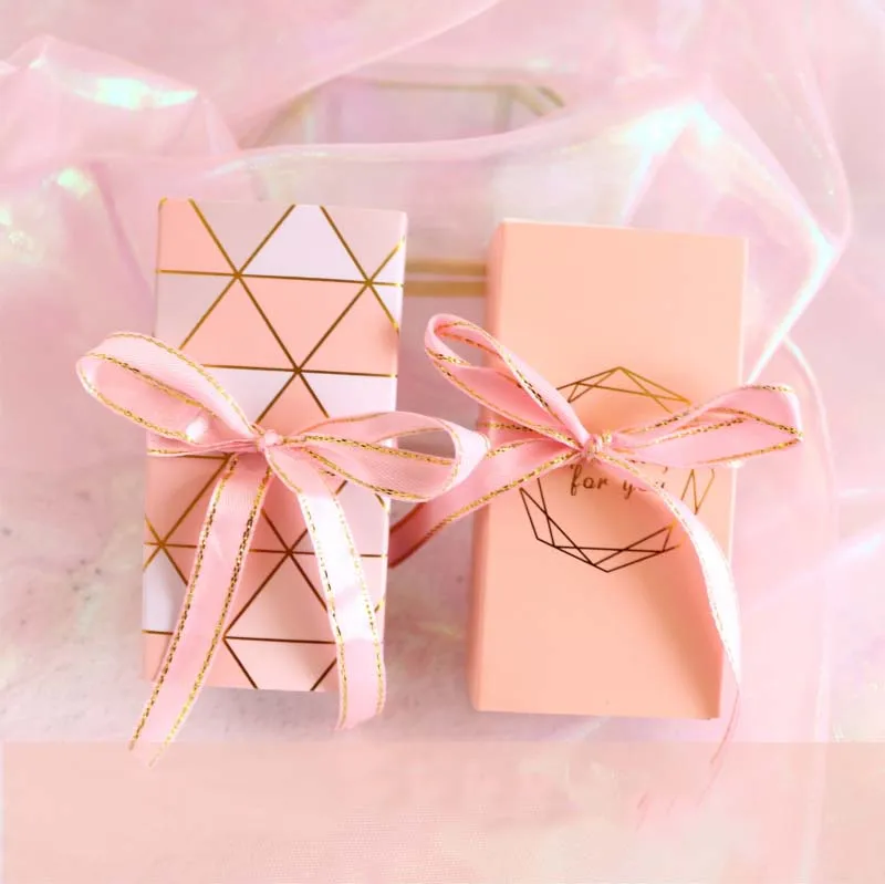 

free shipping 50pcs pink lipstick U disk gift boxes custom name date text on Transparent sticker candy box packaging for guests